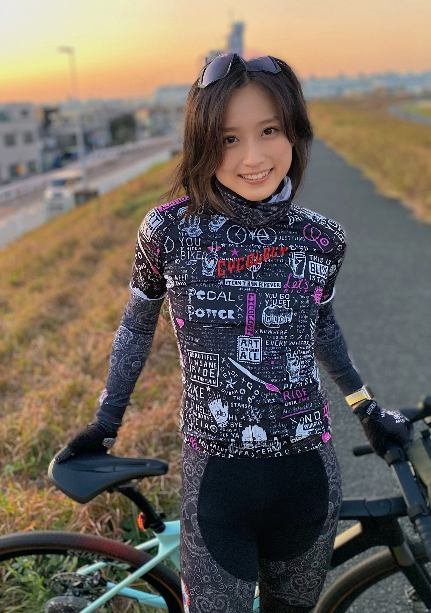 BIKE GRAFFITI WOMEN'S CYCLING JERSEY