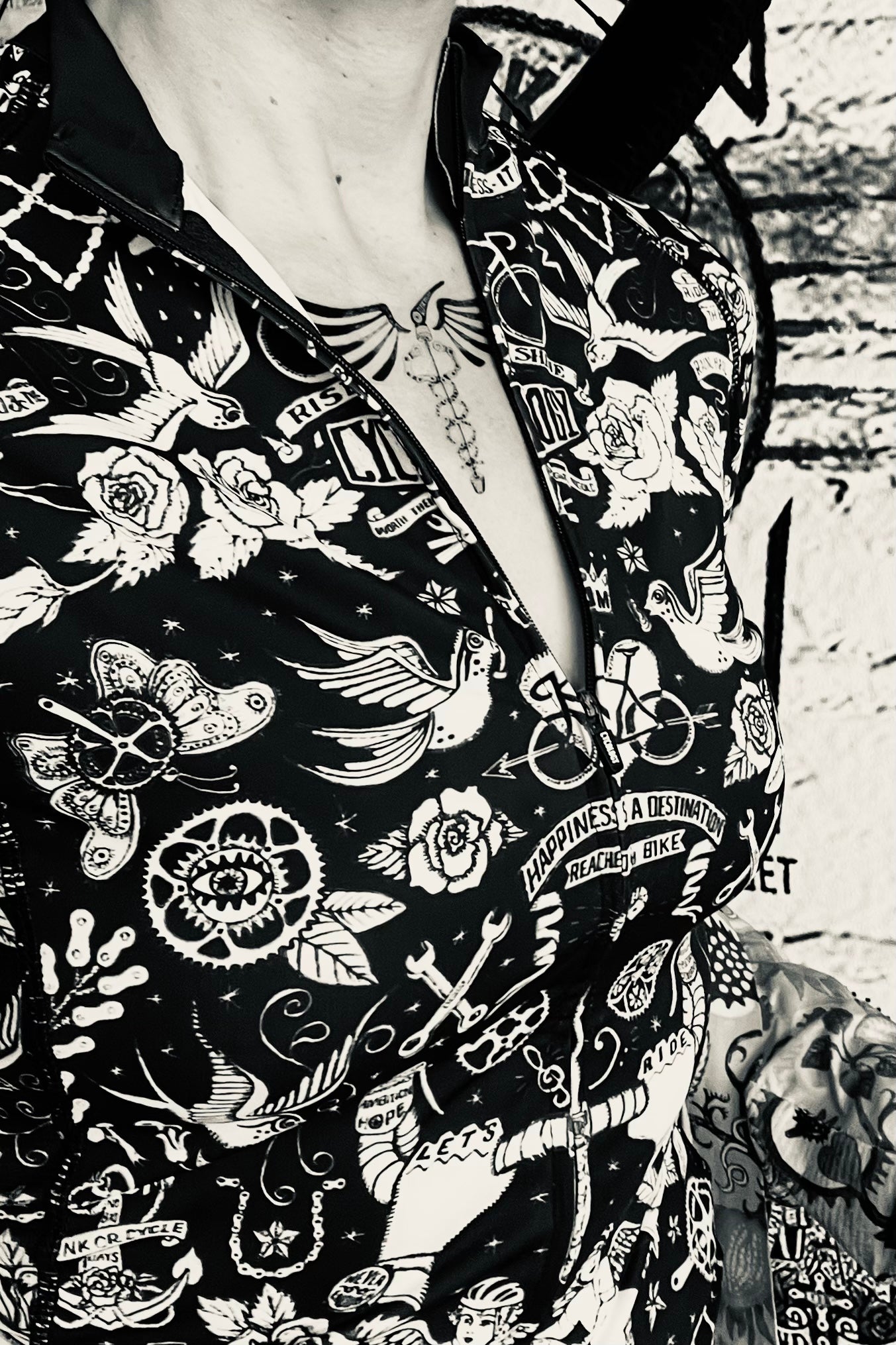 TATTOO STICKER (Temporary tattoo) SPIN DOCTOR