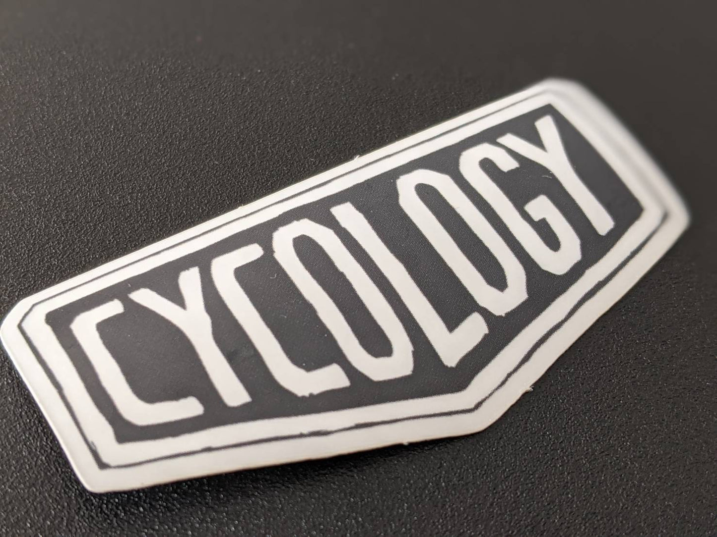 CYCOLOGY LOGOステッカー 黒 ブラック